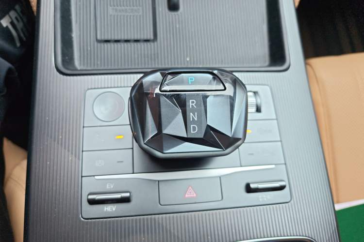 Used BYD Song L DM-i 2024 112 km Beyond Edition
