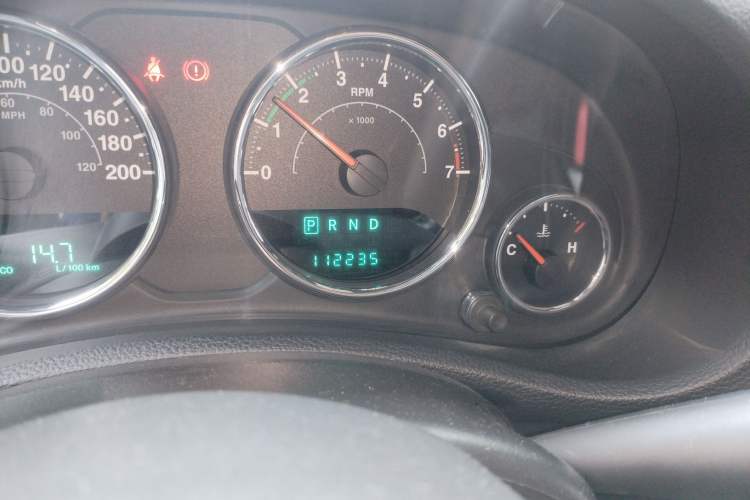 Used Jeep Wrangler 2014 3.0L Sahara Four-Door Edition Odometer Close Up