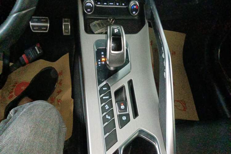 Used Geely Auto Coolray 2020 PRO 260T DCT Knight Gear Lever