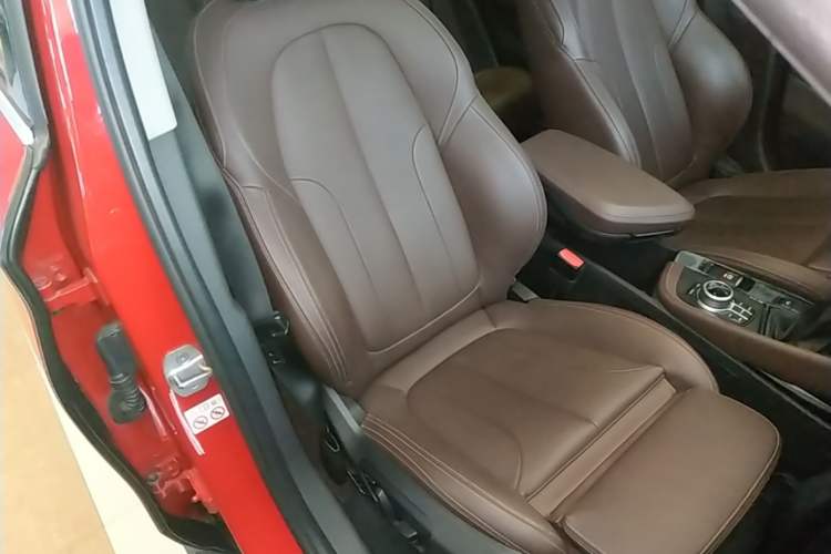 Used BMW X1 2018 xDrive20Li Luxury Edition
