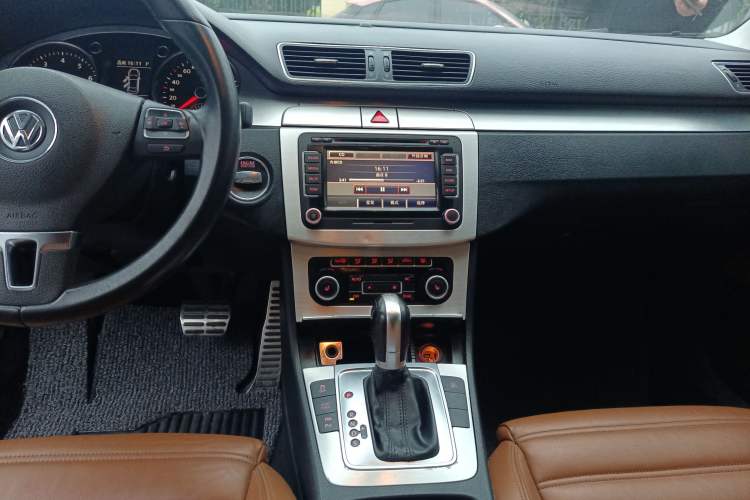 Used Volkswagen FAW-Volkswagen CC 2011 2.0 TSI Ultimate Edition