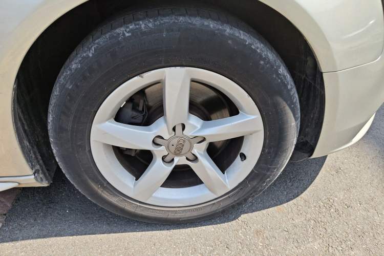 Used Audi A4L 2015 30 TFSI Automatic Comfort Model
