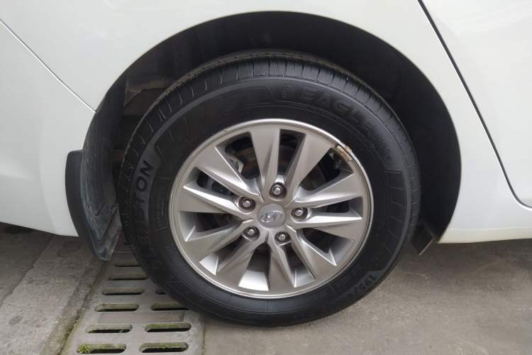 Used Hyundai Celesta 2020 1.6L Automatic GL Enjoyable Edition