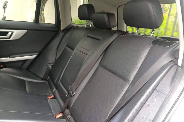 Used Mercedes-Benz GLK-Class 2012 GLK 300 4MATIC Fashion Model Left Rear Seat