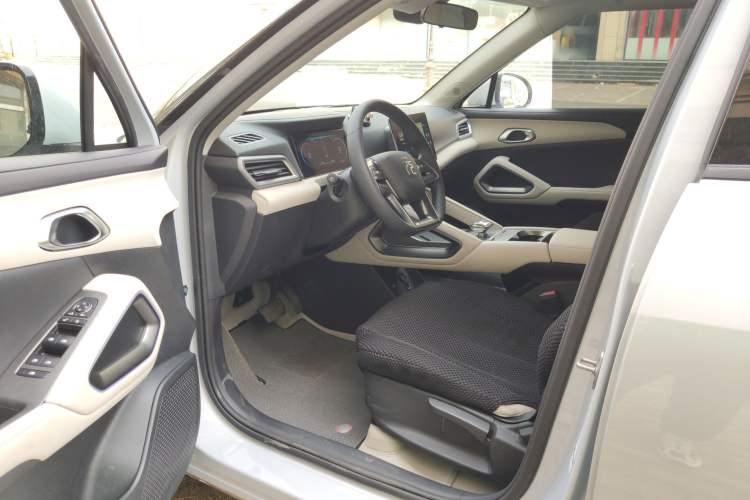 Used BYD Yuan UP 2024 301KM Leading Edition