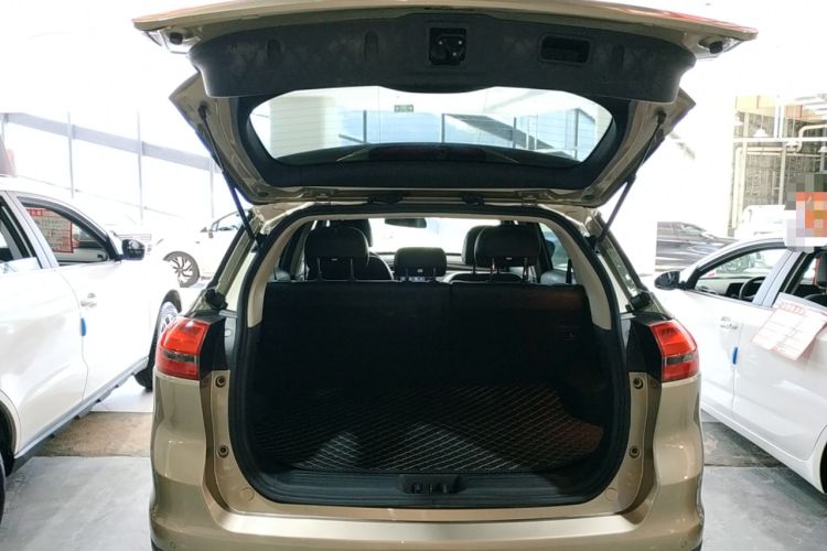 Used Geely Auto Emgrand X7 Sport 2016 1.8TD Automatic Smart Connectivity Version Trunk