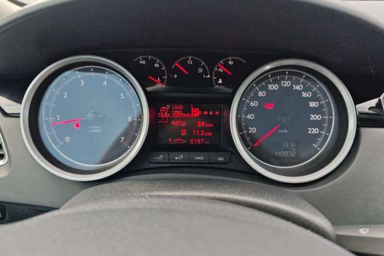 Used Peugeot 508 2012 2.0L Automatic Sunroof Classic Edition Instrument Cluster