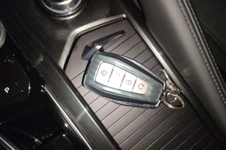 Used Geely Auto Monjaro L 2021 2.0TD DCT EVO Two-Wheel Drive Smart Luxury Version
