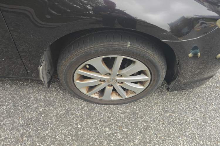 Used Mazda 6 2013 2.0L Automatic Fashion Edition Right Front Wheel Hub