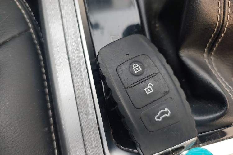 Used Bestune X40 2019 1.6L Automatic Luxury Version China V Emission Standard
