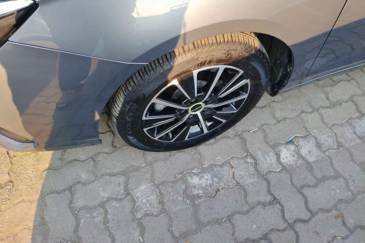 Used Roewe i5 2021 1.5L CVT Starry Edition
