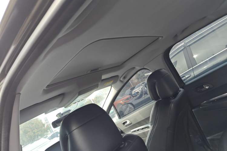 Used Peugeot 3008 2015 2.0L Automatic Classic Edition