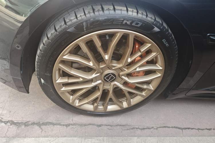 Used Zeekr 001 2025 YOU Edition 100 kWh All-Wheel Drive
