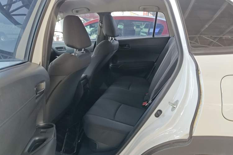 Used Toyota Corolla Cross 2024 2.0L Smart Electric Hybrid Dual-Engine Pioneer Edition
