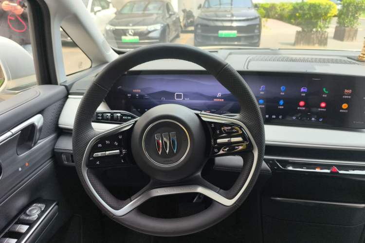 Used Buick GL8 2025 Lu Zun Smart Enjoyment Edition Steering Wheel