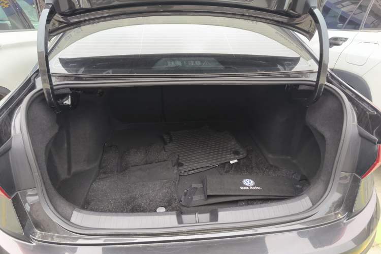 Used Volkswagen Sagitar 2022 200TSI DSG Flyover Edition
