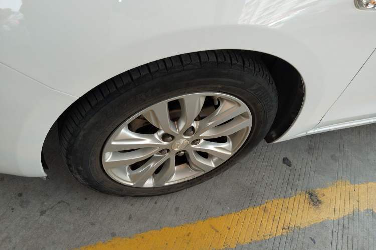 Used Buick GT 2019 15T Dual-Clutch Connected Elite Model China VI
