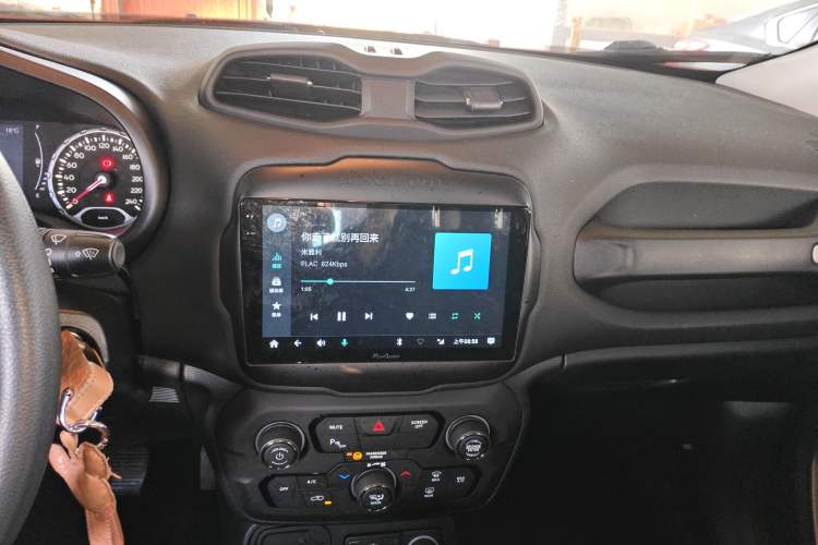 Used Jeep Renegade 2018 Connected Large Screen Version 180T Automatic High-Energy Edition