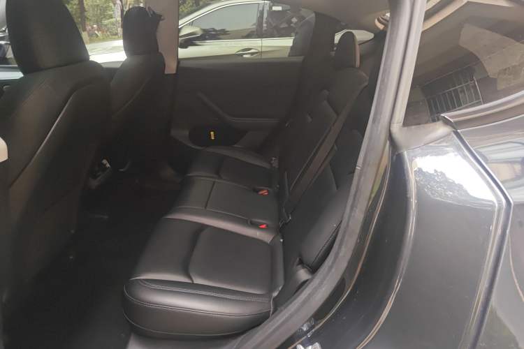 Used Tesla Model Y 2024 Rear-Wheel-Drive Version
