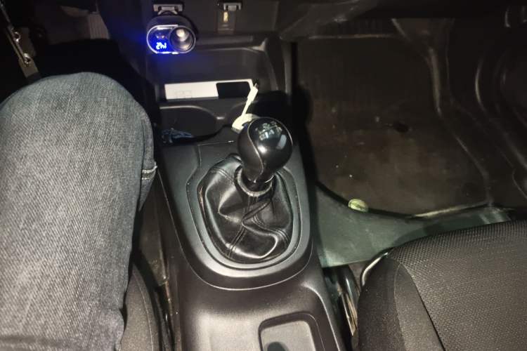 Used Honda Fit 2014 1.5L LX Manual Comfort Model
