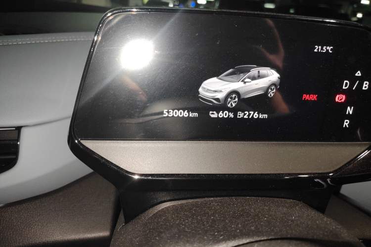 Used Volkswagen ID.4 X 2023 Pure Long-Range Version Odometer Close Up