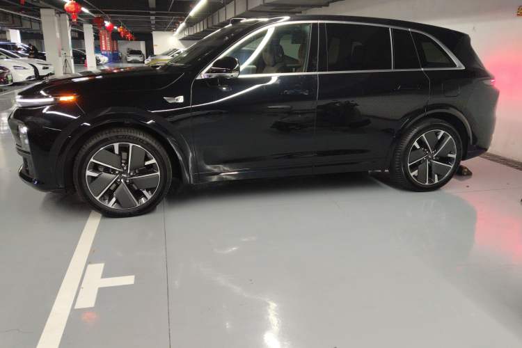 Used Li Auto L7 2025 Ultra Smart Refreshed Edition
