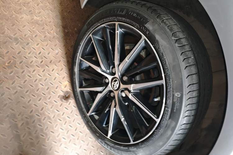 Used Toyota Camry 2021 2.5S Fēngshàng Edition Right Rear Wheel Hub