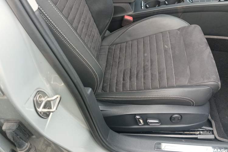 Used Volkswagen Magotan 2020 330TSI DSG Luxury Edition