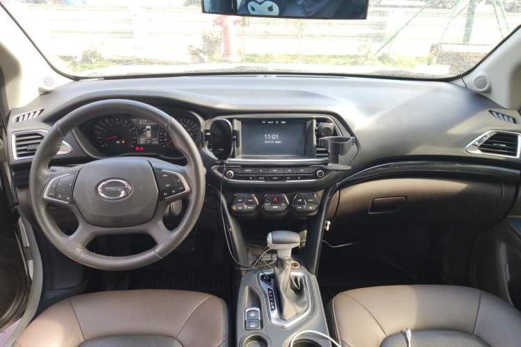 Used GAC Trumpchi GS4 2017 235T Automatic Two-Wheel Drive Luxury Smart Connectivity Version