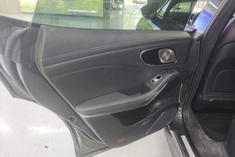 Used Rising R7 2022 Standard Advanced Version