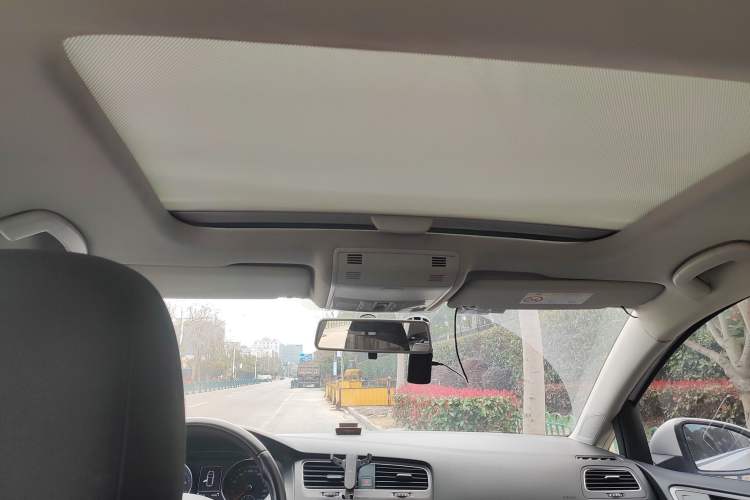 Used Volkswagen Golf 2016 1.6L Automatic Comfort Model