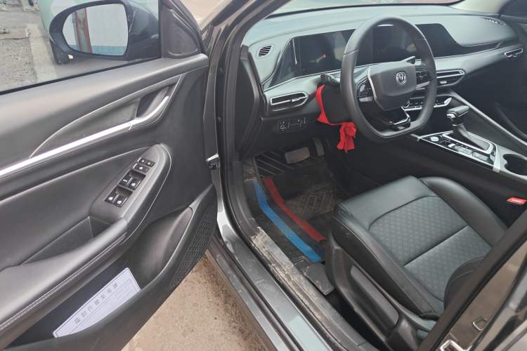 Used CHANGAN Eado 2022 PLUS 1.6L GDI CVT Luxury Model
