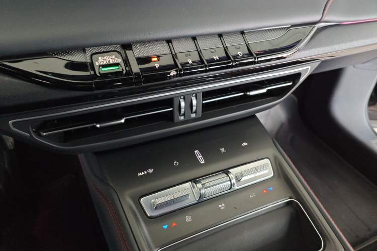 Used Lincoln Z 2025 2.0T Knight Special Edition