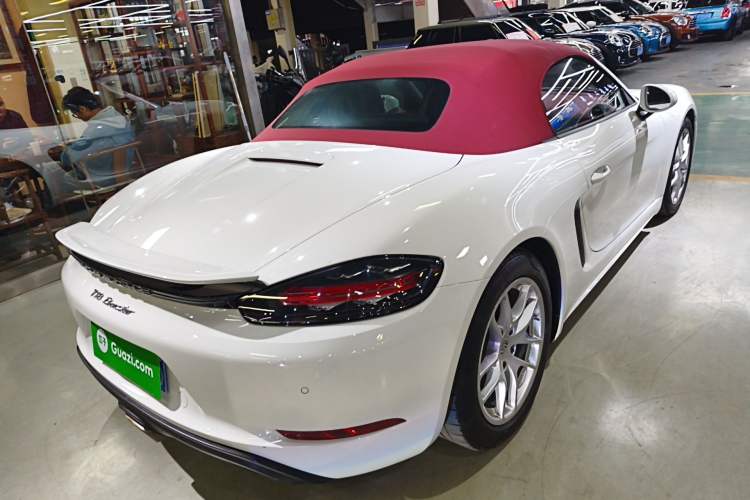 Used Porsche 718 2022 Boxster 2.0T Rear Right 45 Deg