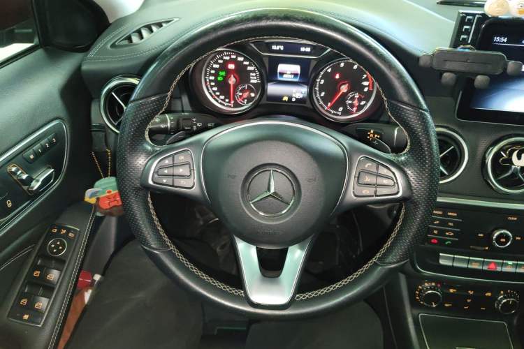 Used Mercedes-Benz GLA 2018 GLA 200 Fashion Model