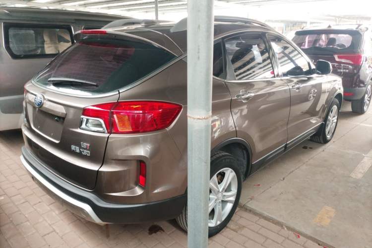 Used Bestune X80 2016 1.8T Automatic Luxury Model
