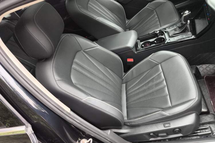 Used Volkswagen Passat 2024 380TSI Starry Sky Flagship Edition