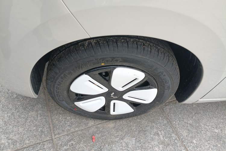 Used Wuling Hongguang MINIEV 2025 Four-Door Version Advanced Edition
