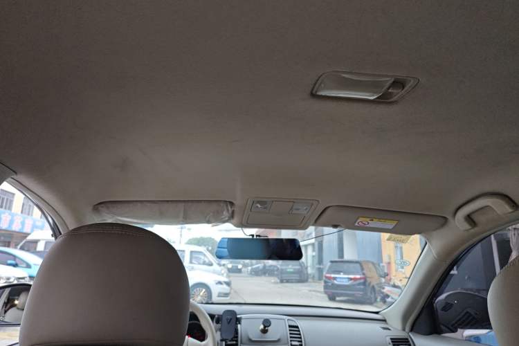 Used Nissan Sylphy 2012 Classic 1.6XE Automatic Comfort Edition Headliner