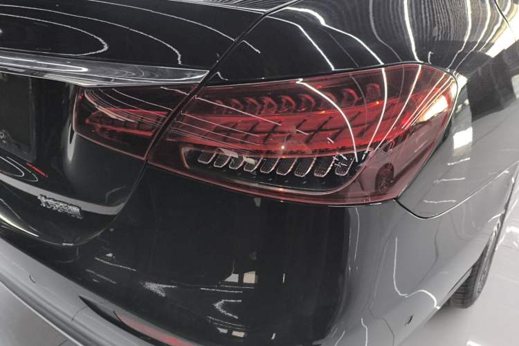 Used Mercedes-Benz E-Class 2022 E 260 L