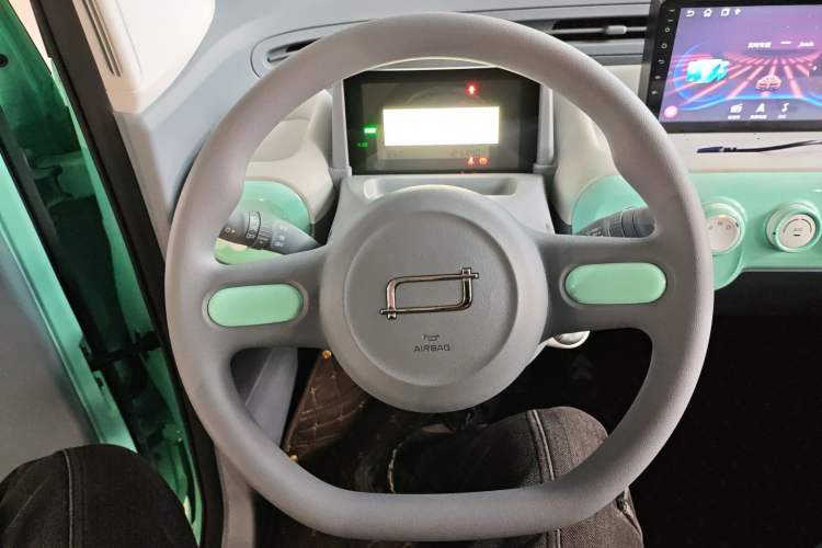 Used Bestune Pony 2024 170km Range Energizing Horse Steering Wheel