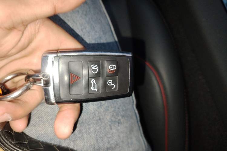 Used Land Rover Discovery Sport 2020 249 PS R-Dynamic Performance Edition