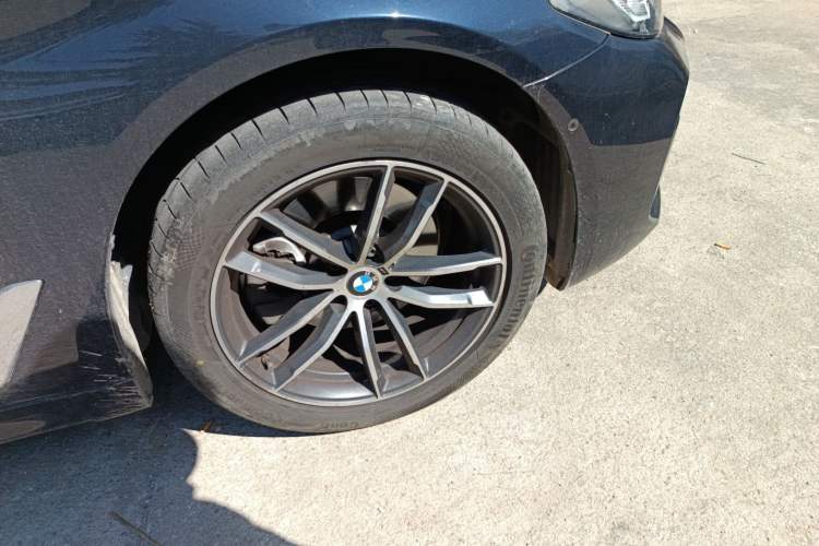 Used BMW 5 Series 2022 Second Facelift 525Li M Sport Package
