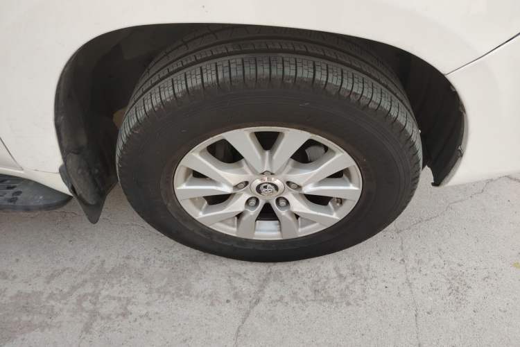 Used Toyota Land Cruiser 2012 4.0L Automatic VX
