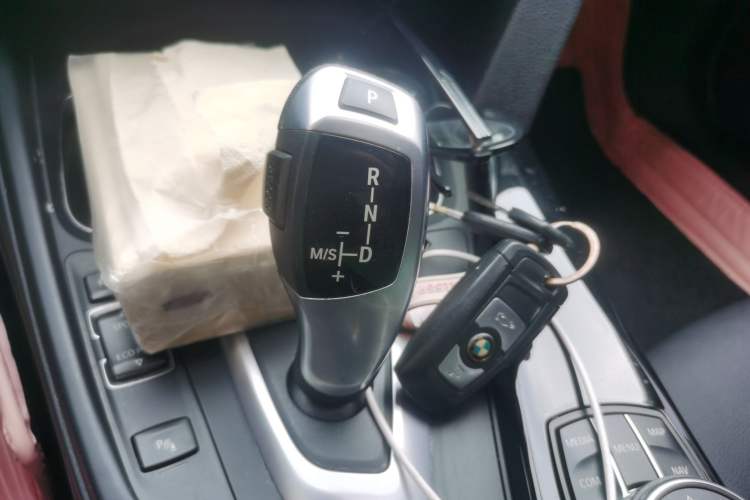 Used BMW 3 Series 2019 320Li Fashion Model Gear Lever