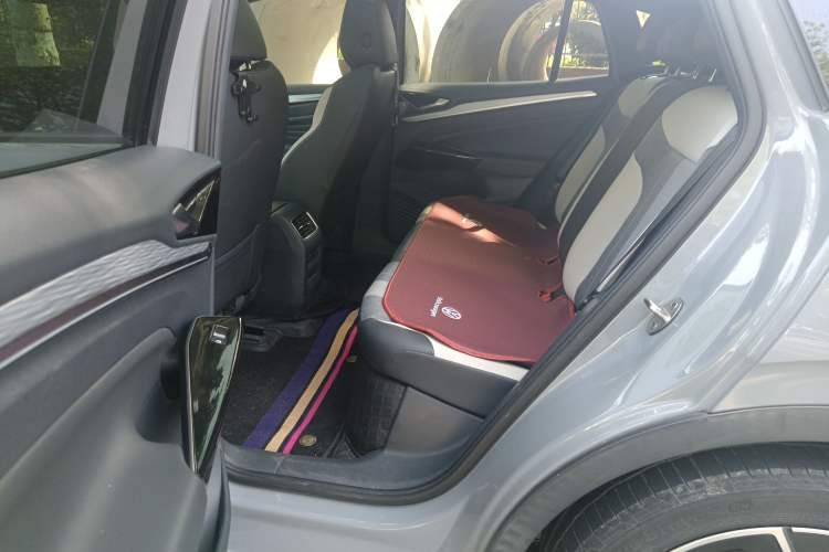 Used Volkswagen ID.4 CROZZ 2021 Long-Range PURE+ Two-Wheel Drive Version