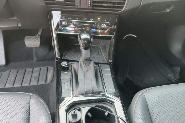 Used Volkswagen Passat 2024 380TSI Elite Edition
