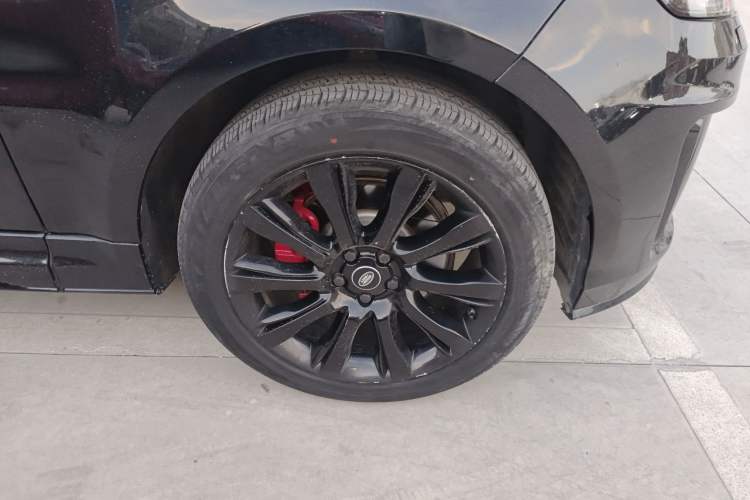 Used Land Rover Range Sport 2017 3.0 SC V6 SE Right Front Wheel Hub