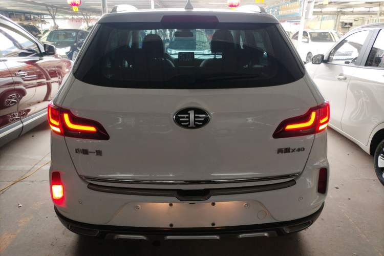 Used Bestune X40 2019 1.6L Manual Luxury Edition China VI