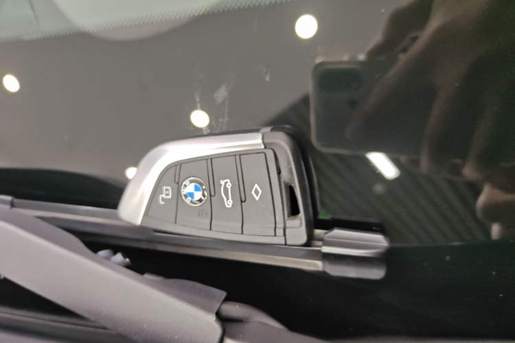 Used BMW i3 2024 eDrive 35 L Vehicle Key
